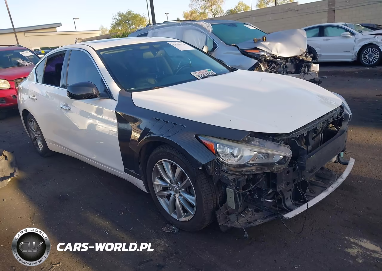 2015 Infiniti Q50 Premium