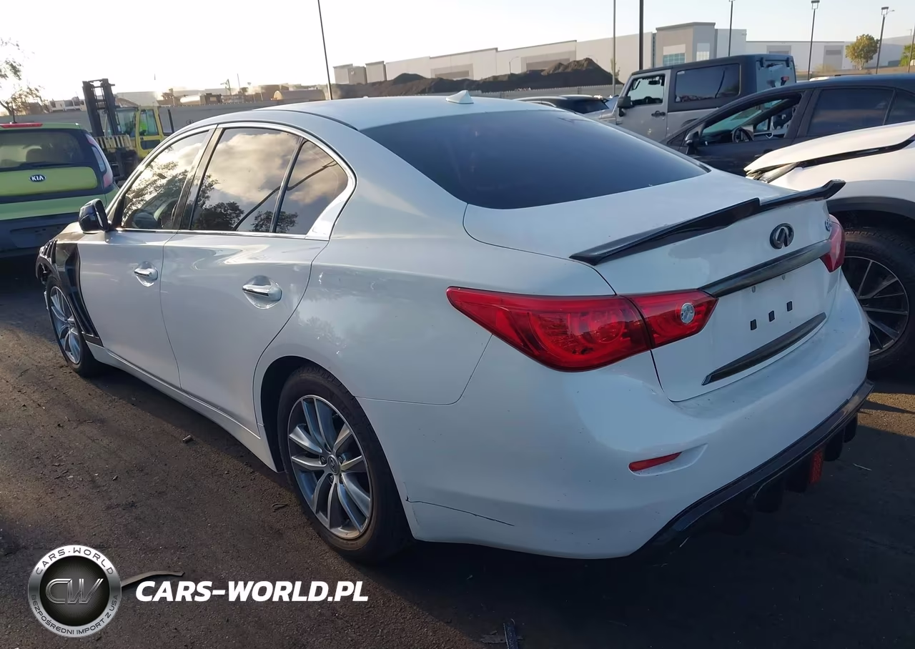 2015 Infiniti Q50 Premium VIN:JN1BV7AP5FM336570 - 3