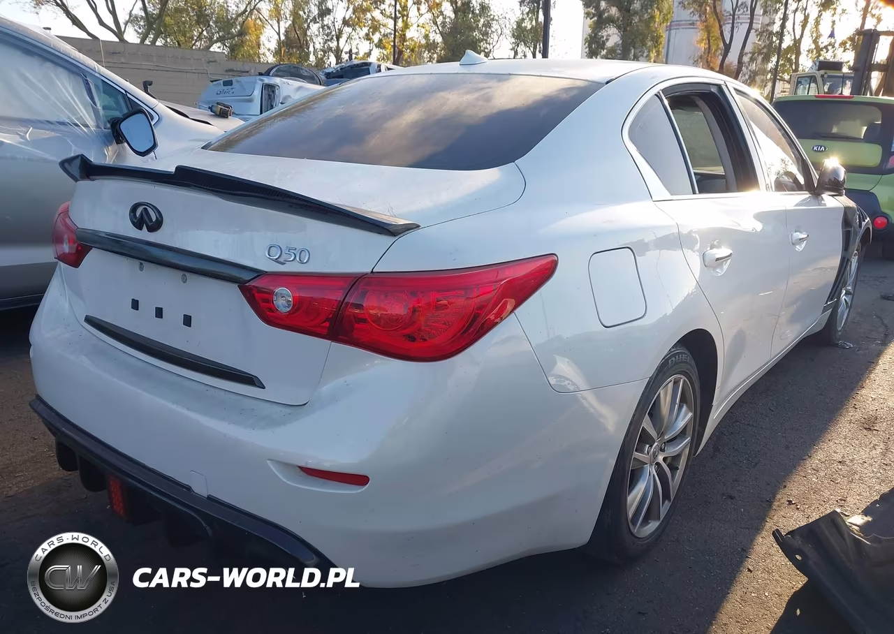 2015 Infiniti Q50 Premium VIN:JN1BV7AP5FM336570 - 4