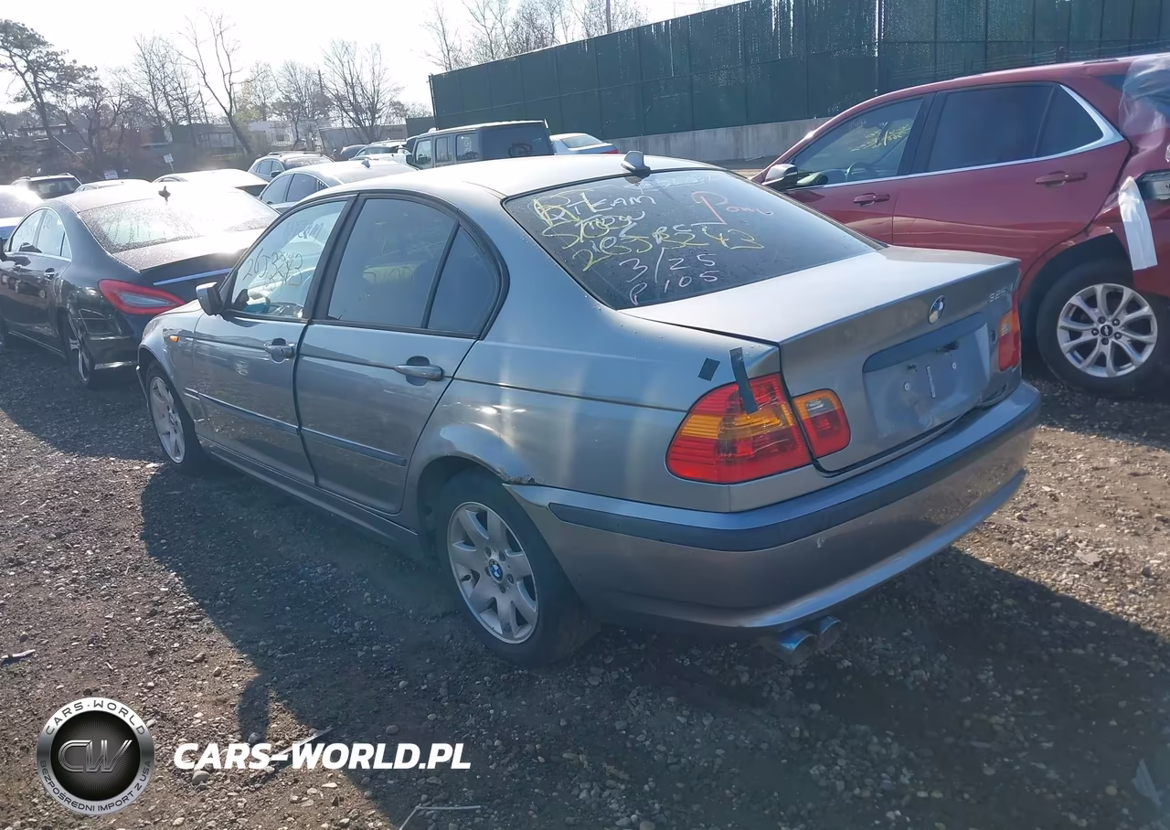 2005 BMW 325Xi VIN:WBAEU33485PR14261 - 3