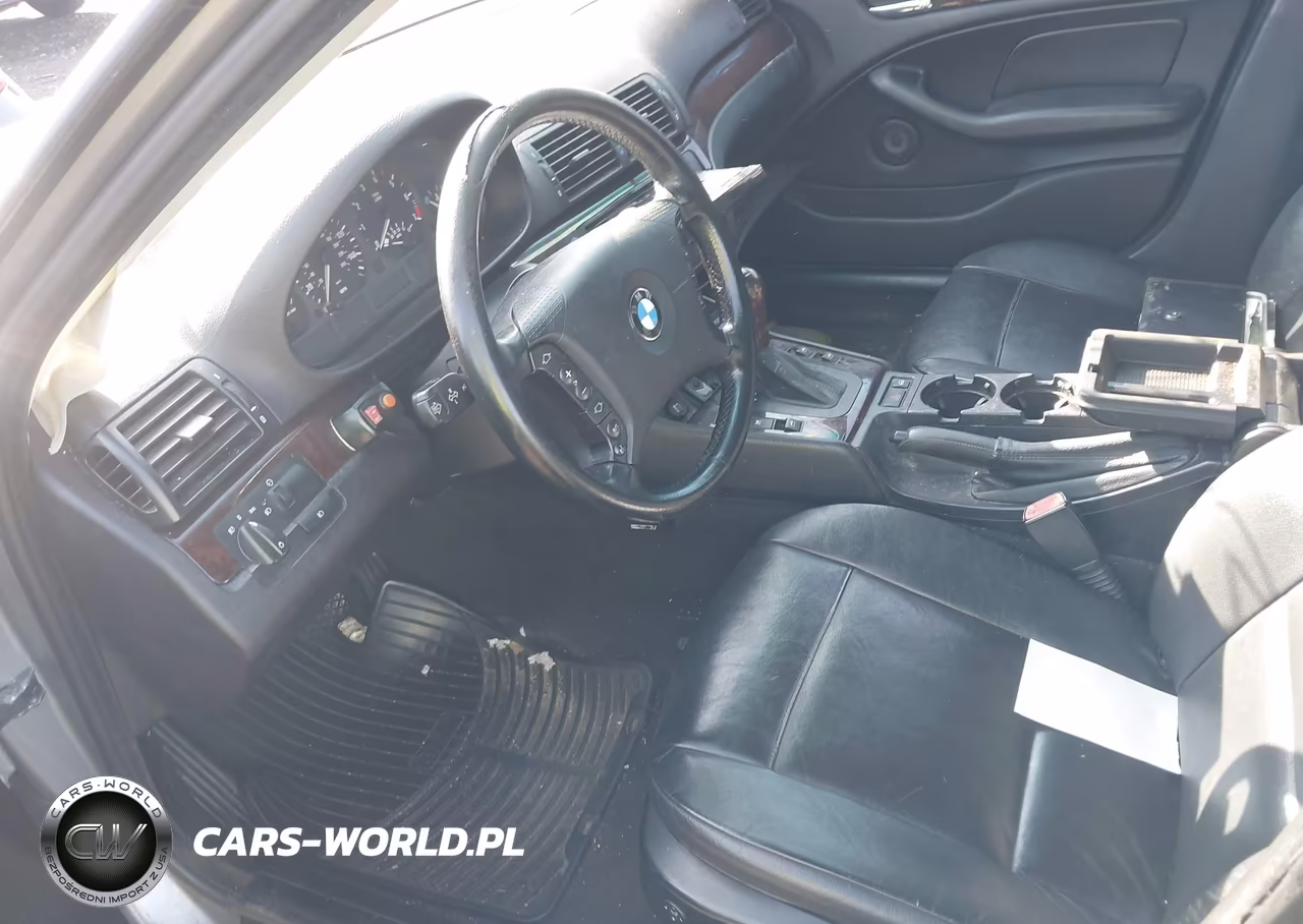 2005 BMW 325Xi VIN:WBAEU33485PR14261 - 5