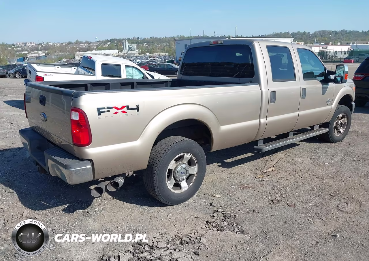 2011 Ford F-250 Xlt VIN:1FT7W2BT1BEB48664 - 4
