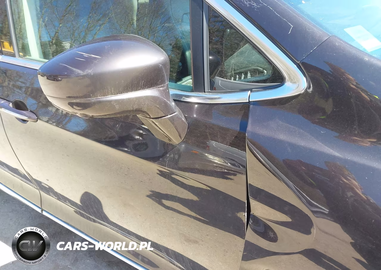 2019 Chrysler Pacifica Touring L VIN:2C4RC1BG9KR555245 - 16