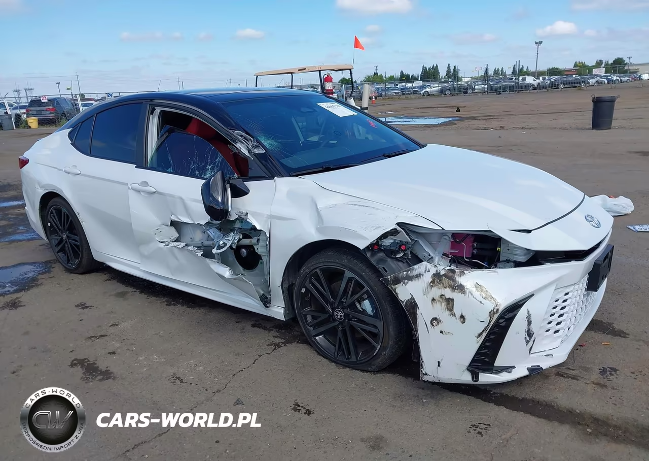 2026 Toyota Camry Xse – zdjęcie 1 z 17