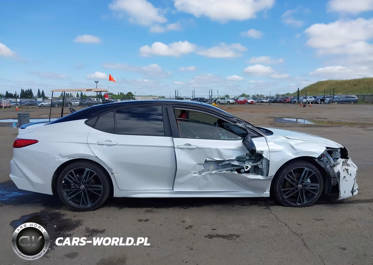 2026 Toyota Camry Xse VIN:4T1DAACK5TU215156 - 14