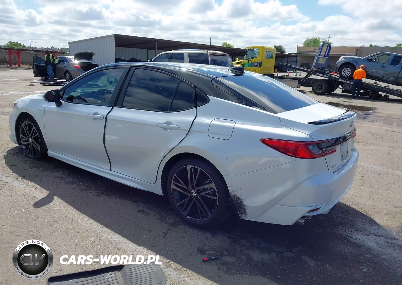 2026 Toyota Camry Xse VIN:4T1DAACK5TU215156 - 3