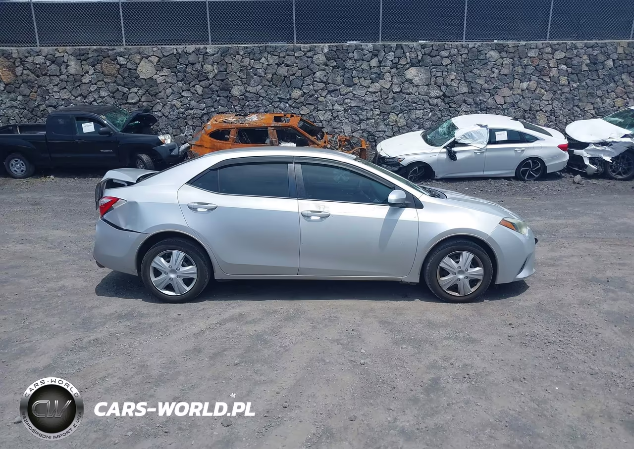 2015 Toyota Corolla Le VIN:5YFBURHE3FP197536 - 13