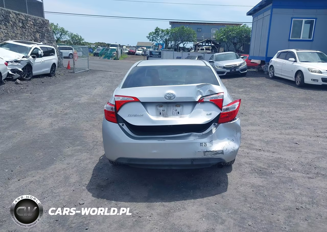 2015 Toyota Corolla Le VIN:5YFBURHE3FP197536 - 6
