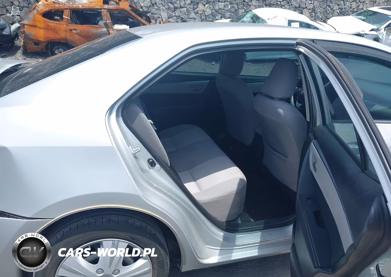 2015 Toyota Corolla Le VIN:5YFBURHE3FP197536 - 8