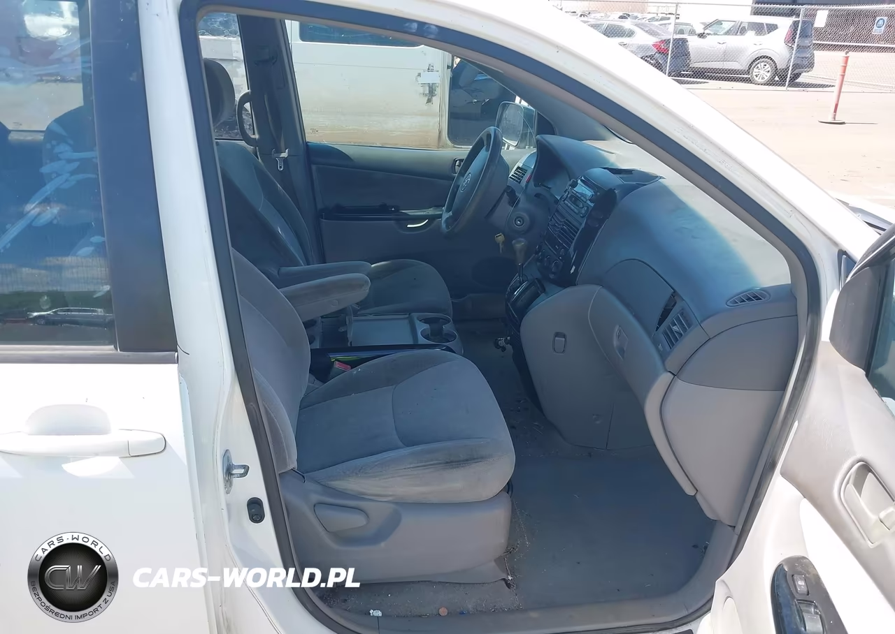 2004 Toyota Sienna Le VIN:5TDZA23C64S049700 - 5