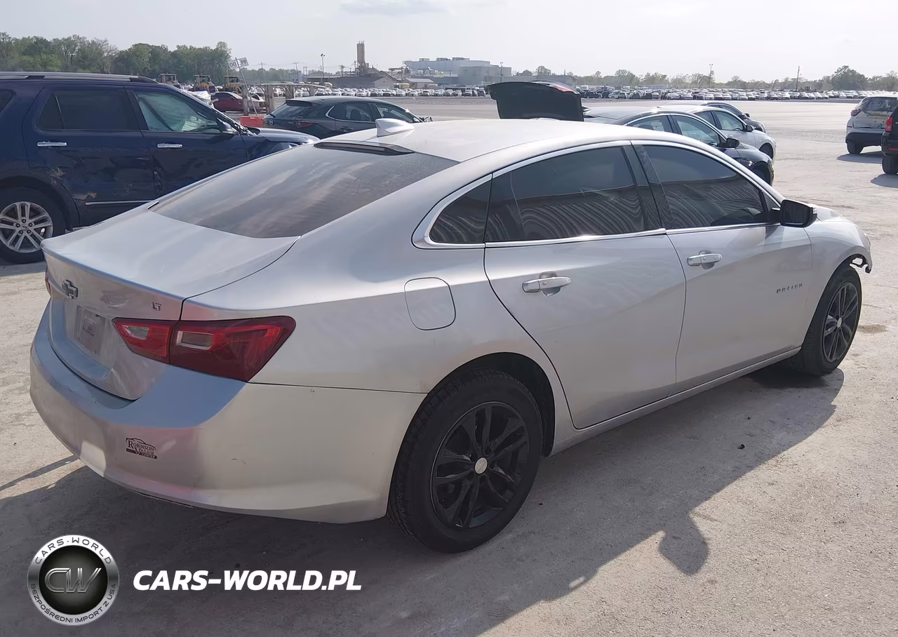 2018 Chevrolet Malibu Lt VIN:1G1ZD5ST9JF150471 - 4