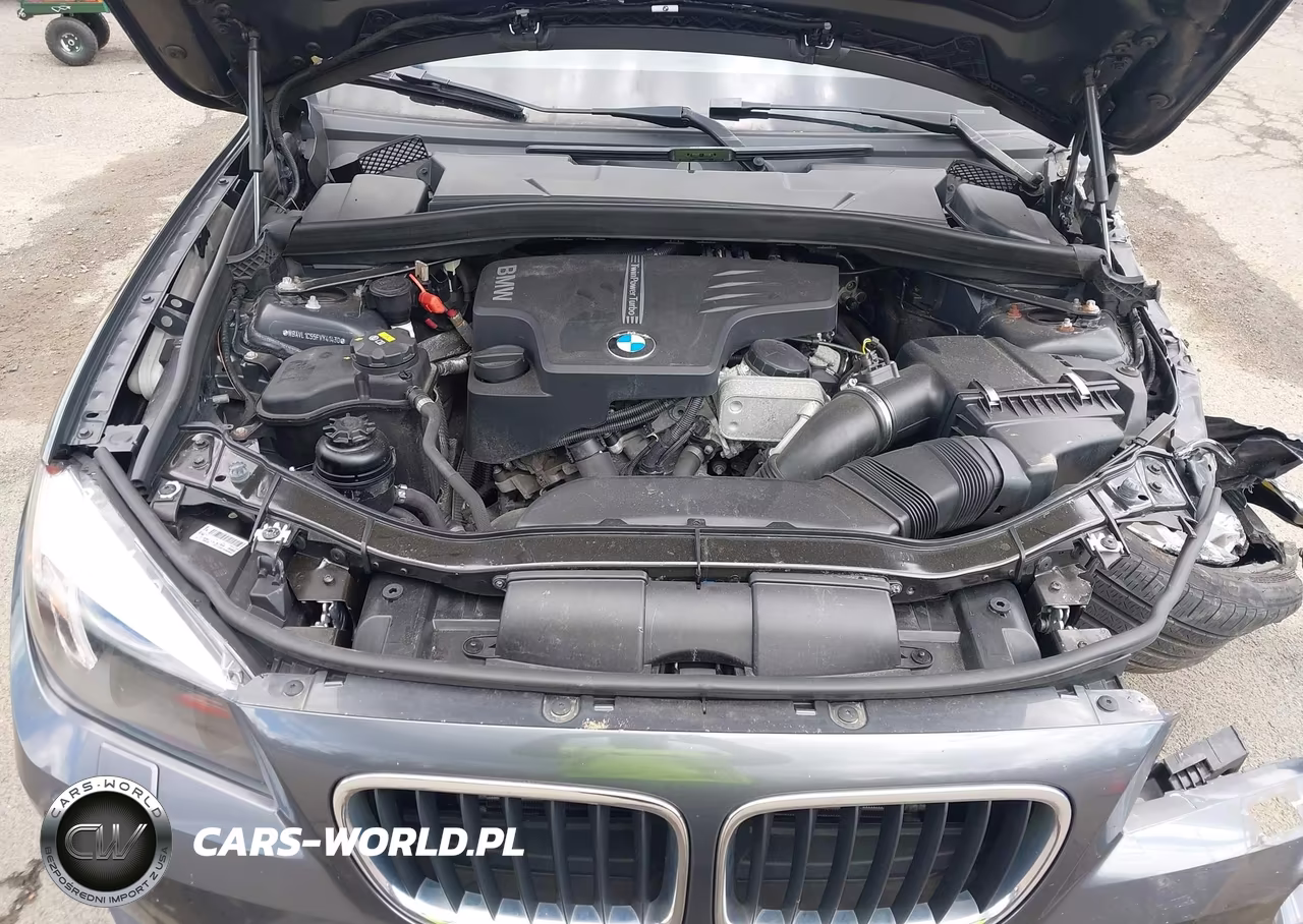 2015 BMW X1 xDrive28I VIN:WBAVL1C55FVY41430 - 10