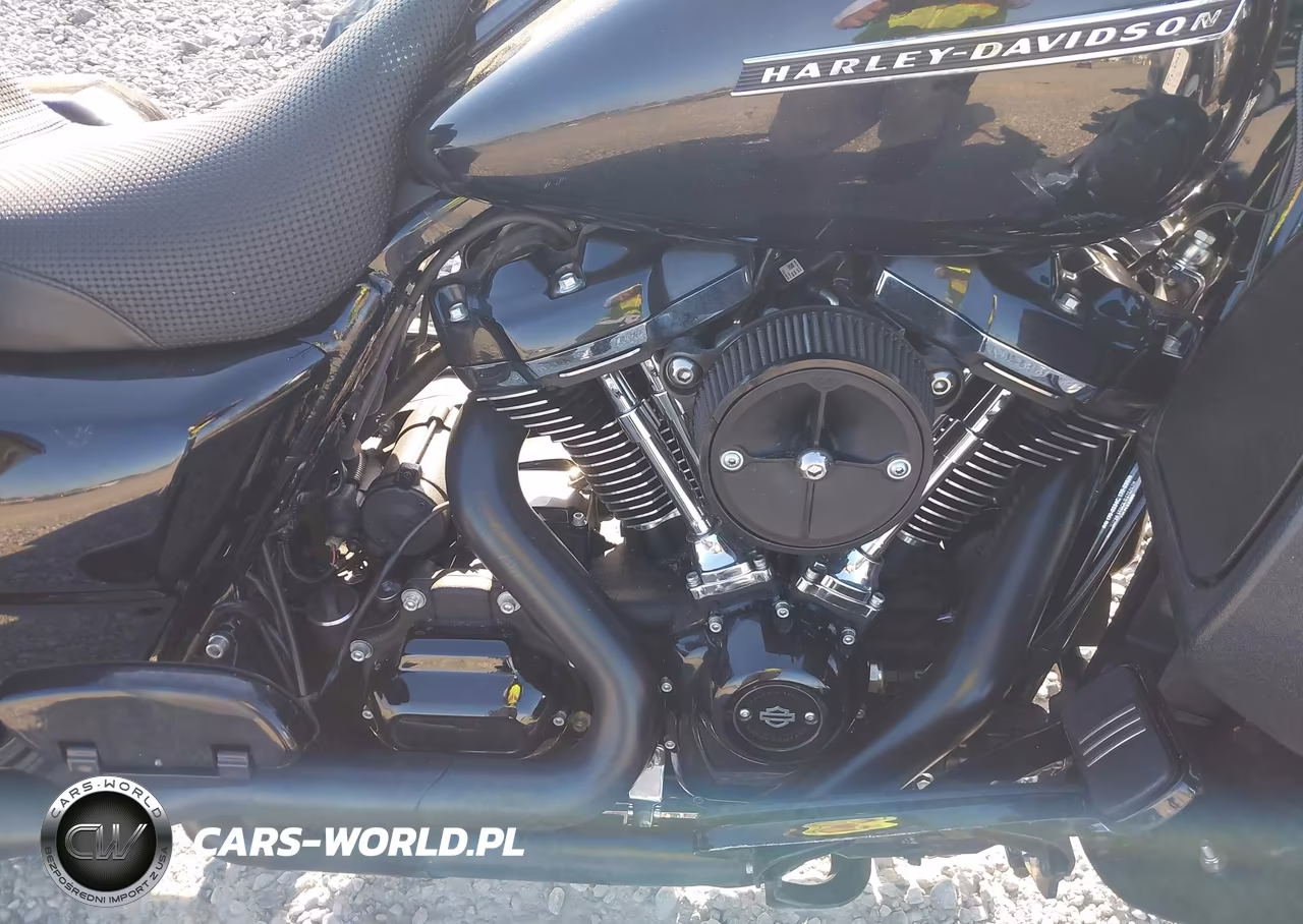 2018 Harley-Davidson Flhxs Street Glide Special VIN:1HD1KRC11JB616608 - 8