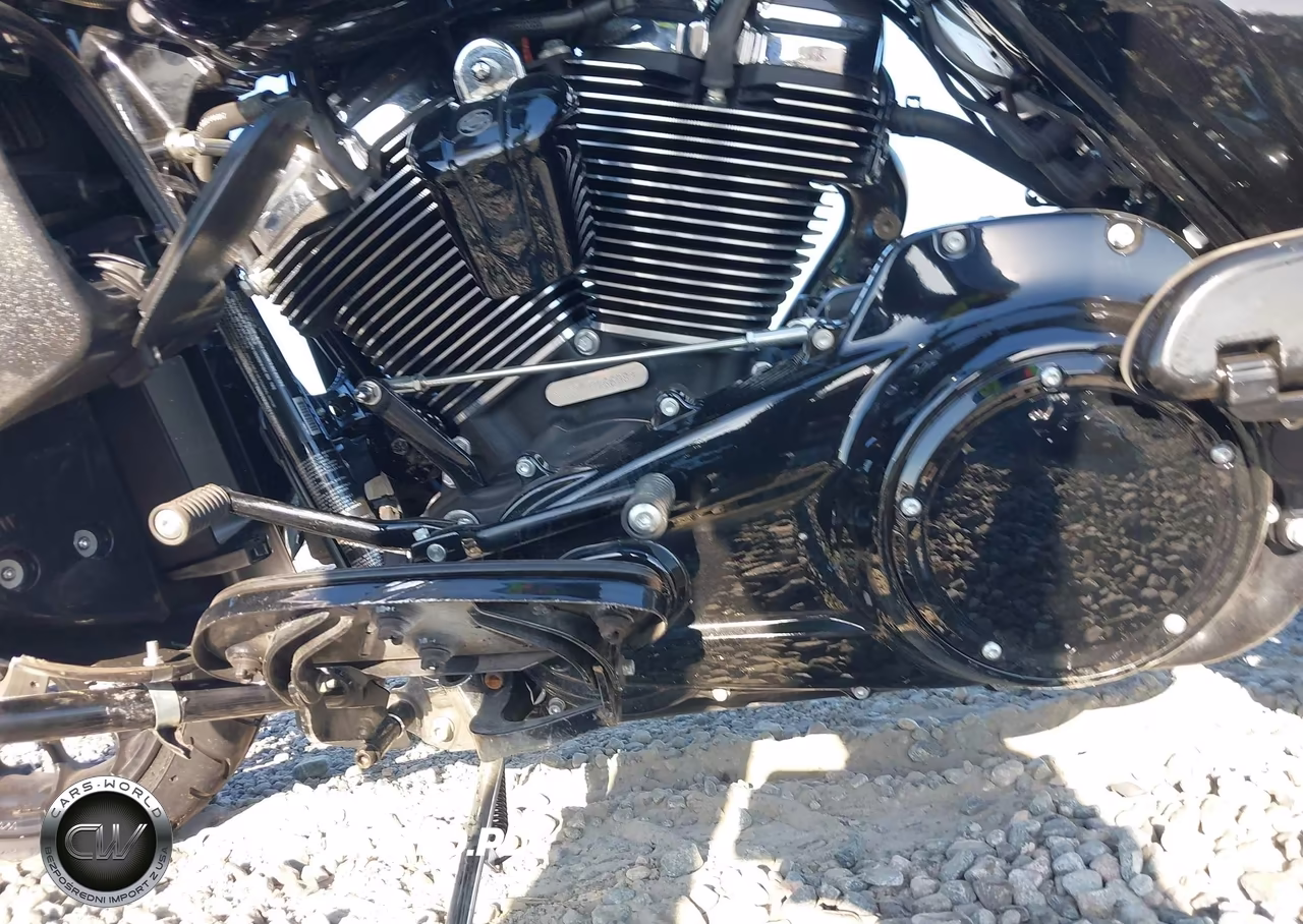 2018 Harley-Davidson Flhxs Street Glide Special VIN:1HD1KRC11JB616608 - 9