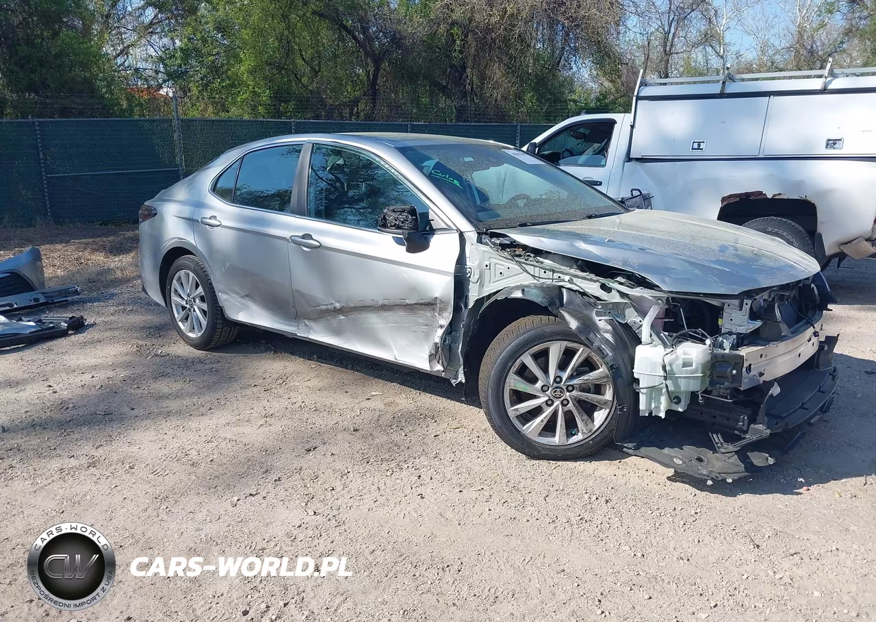2021 Toyota Camry Le