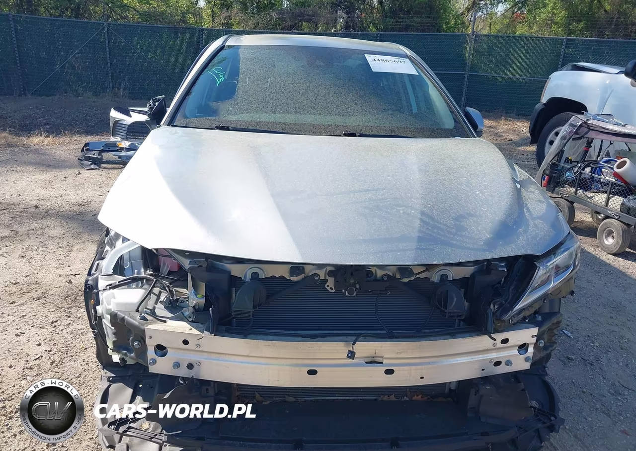 2021 Toyota Camry Le VIN:4T1C11AK1MU458818 - 18