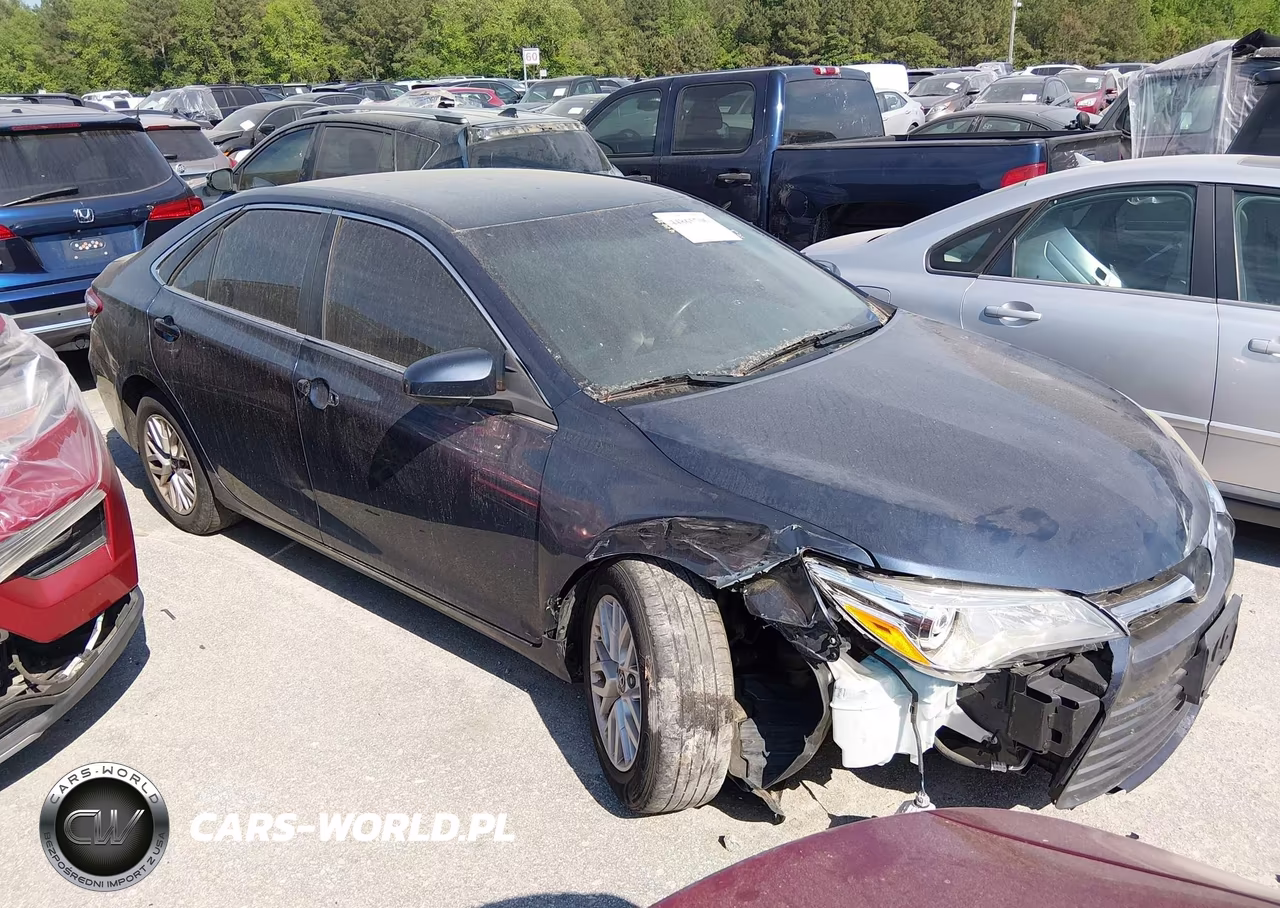 2017 Toyota Camry Le – zdjęcie 1 z 16