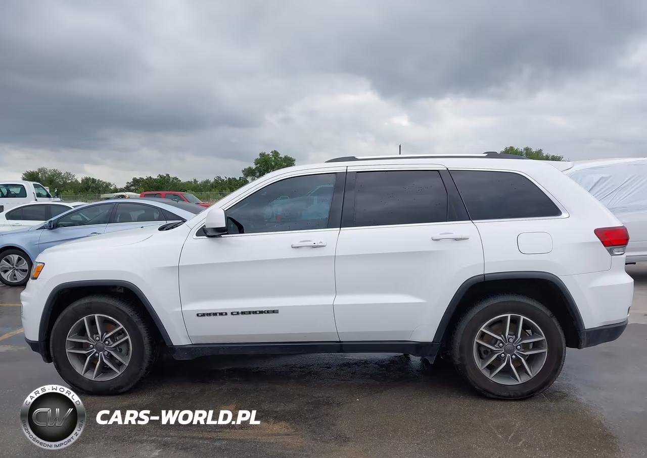 2020 Jeep Grand Cherokee Laredo E 4X2 VIN:1C4RJEAG2LC393080 - 14