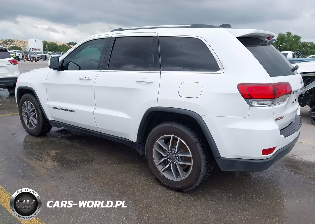 2020 Jeep Grand Cherokee Laredo E 4X2 VIN:1C4RJEAG2LC393080 - 3