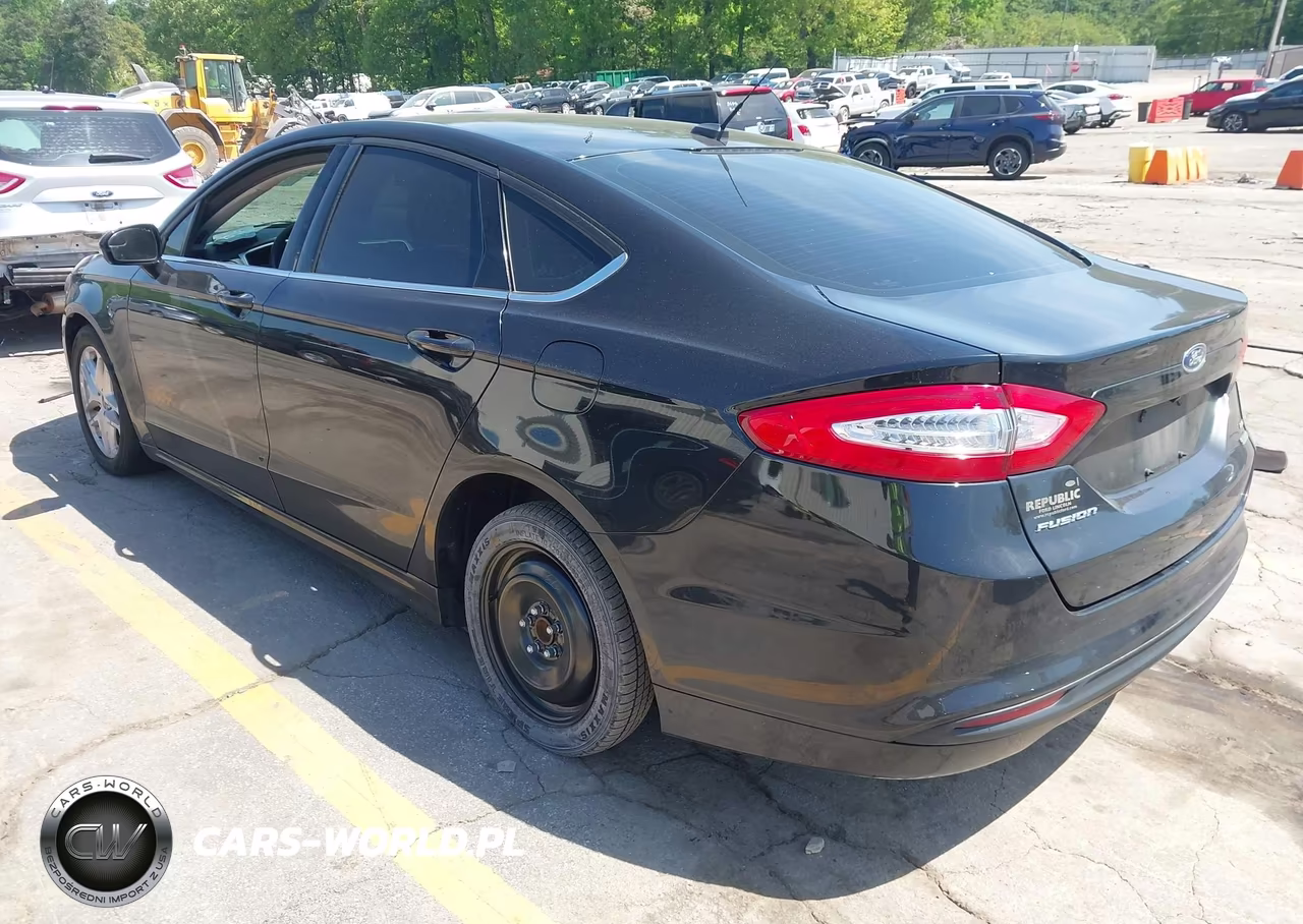 2015 Ford Fusion Se VIN:1FA6P0HD4F5131737 - 3