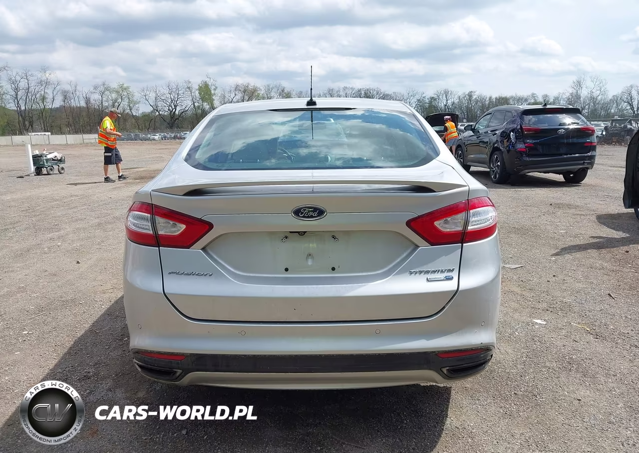 2015 Ford Fusion Titanium VIN:3FA6P0D90FR172610 - 16