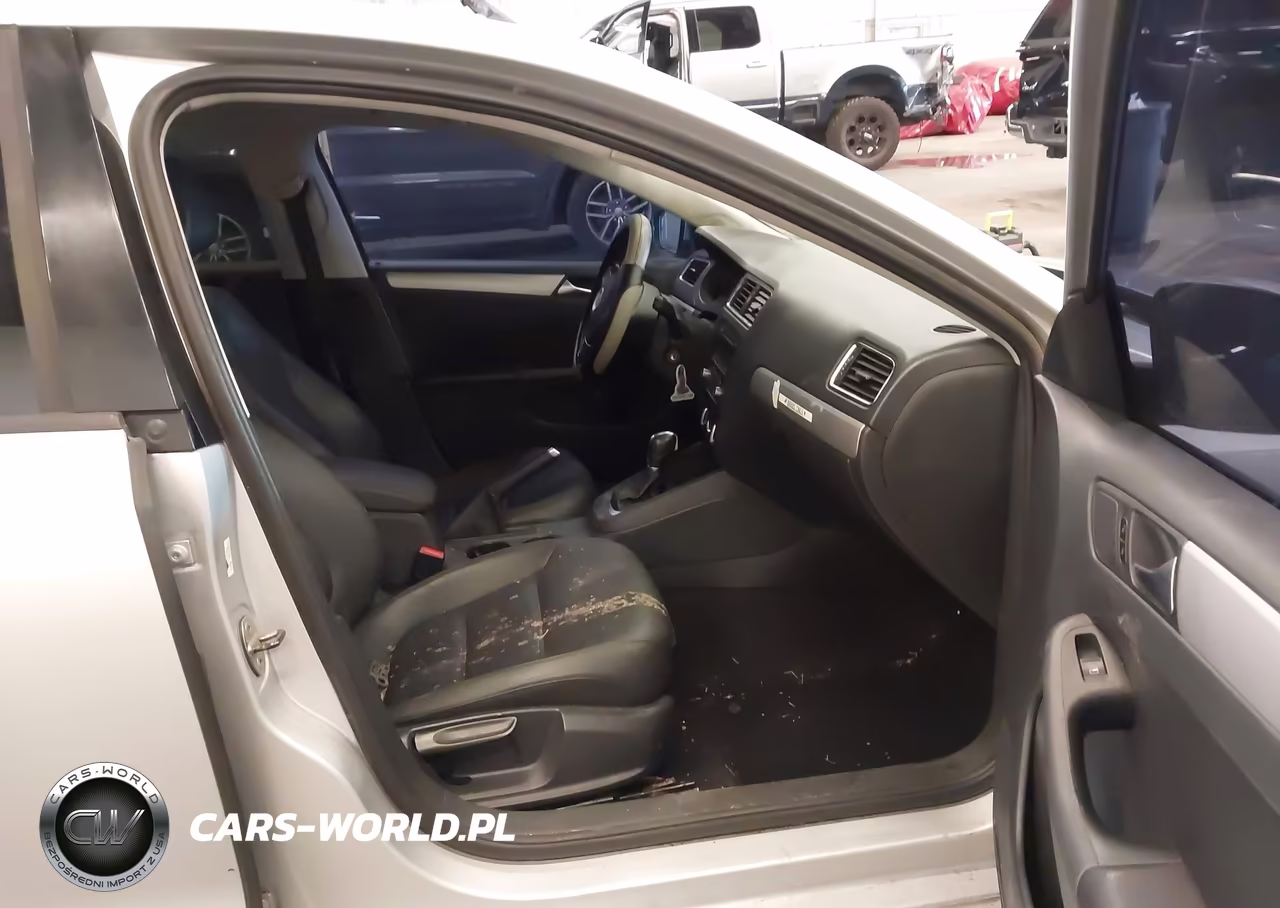 2012 Volkswagen Jetta 2.0L Tdi VIN:3VWLL7AJ0CM059813 - 5