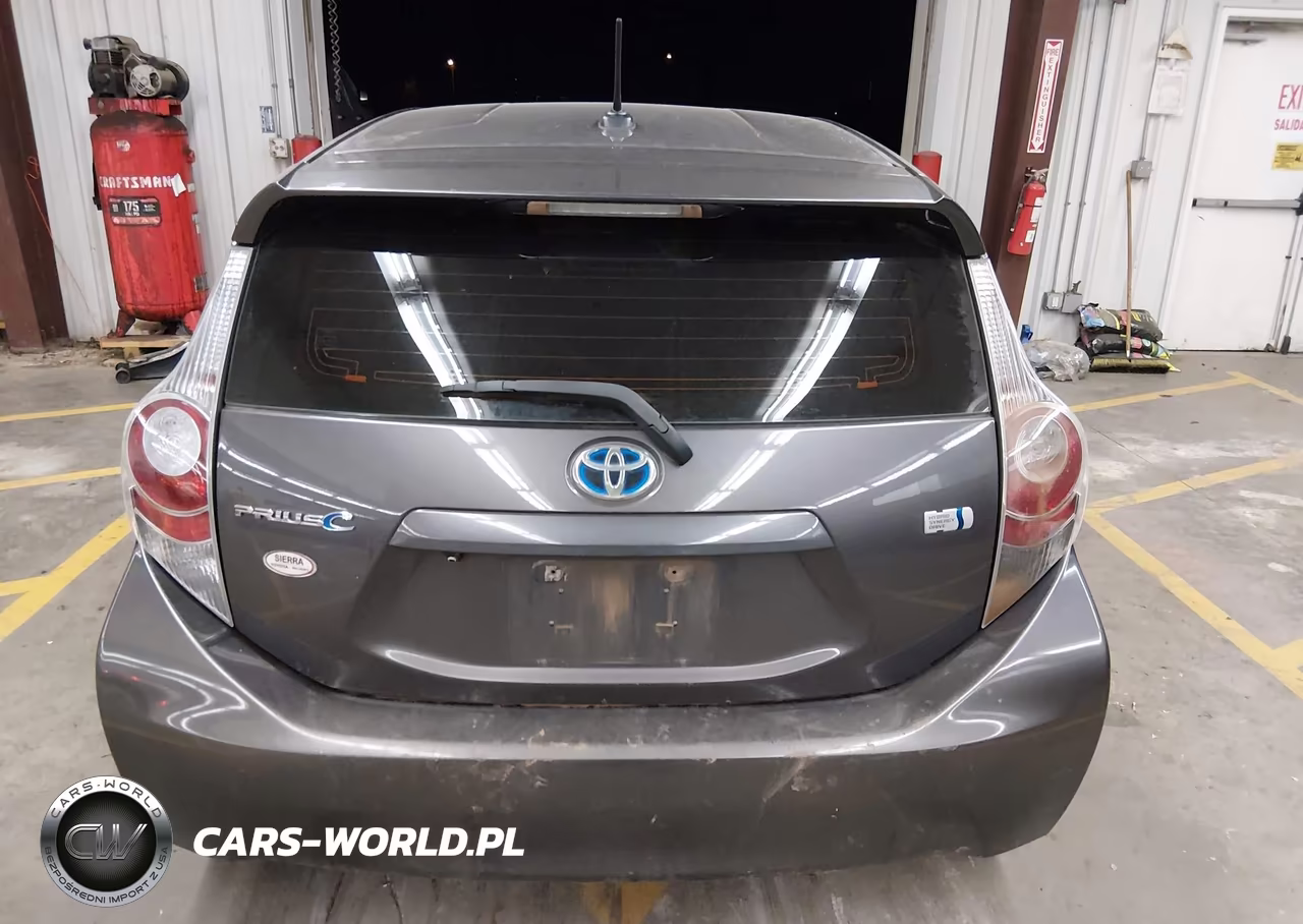 2013 Toyota Prius C Four VIN:JTDKDTB32D1041316 - 16