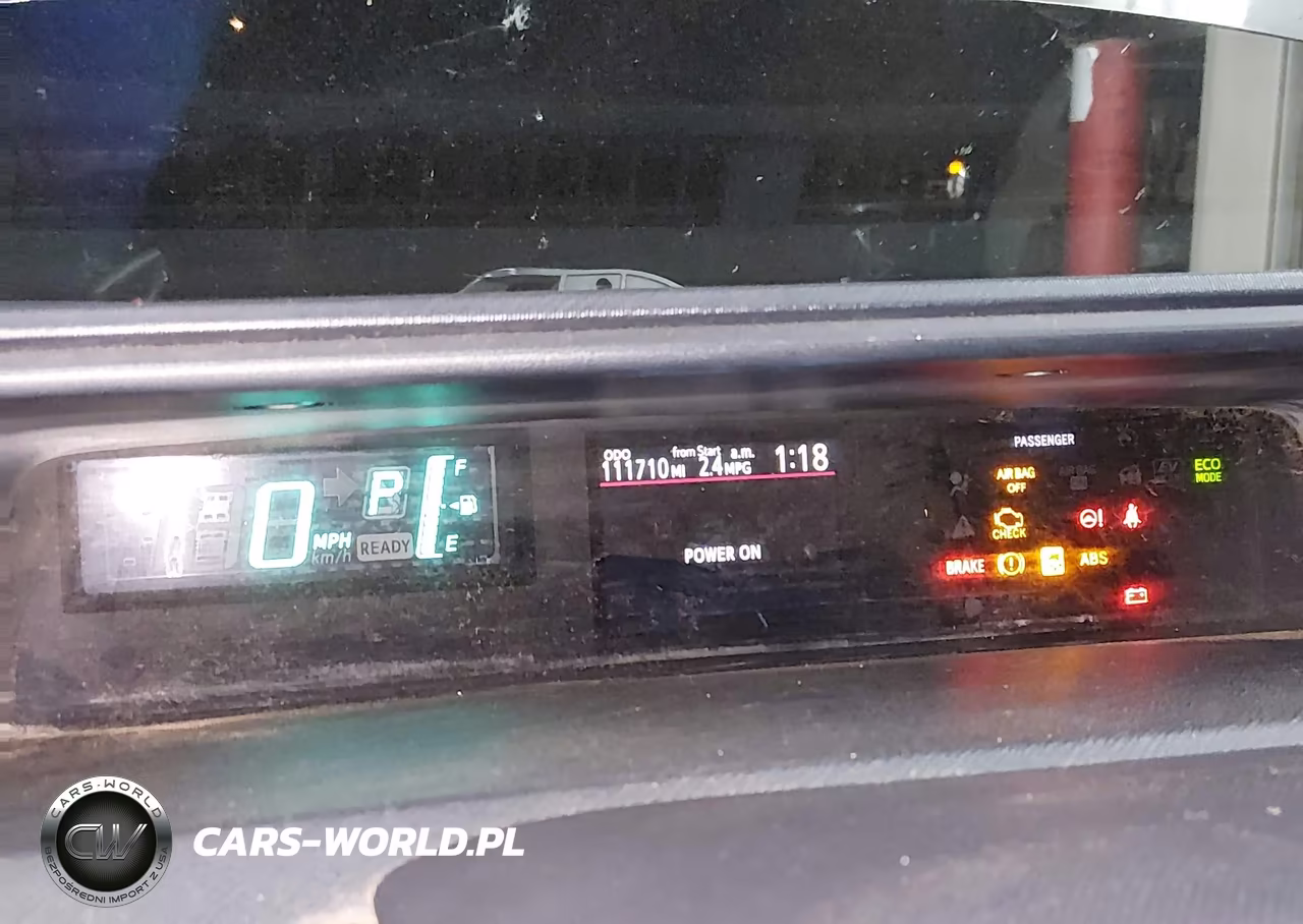 2013 Toyota Prius C Four VIN:JTDKDTB32D1041316 - 7