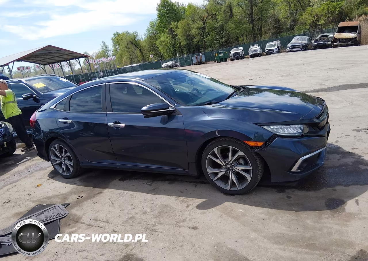 2019 Honda Civic Touring VIN:19XFC1F98KE208425 - 13