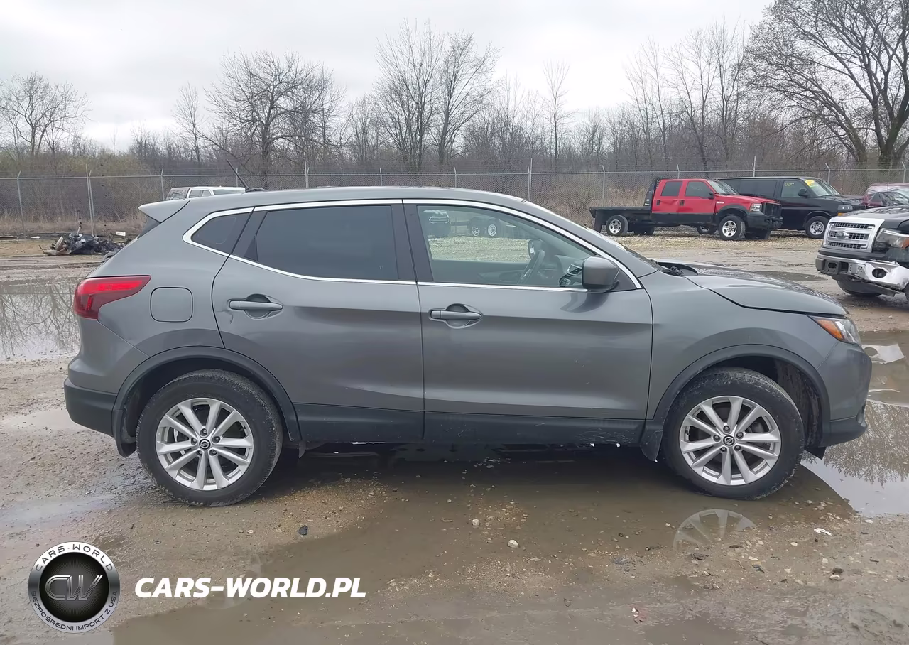 2019 Nissan Rogue Sport S VIN:JN1BJ1CP9KW217568 - 14