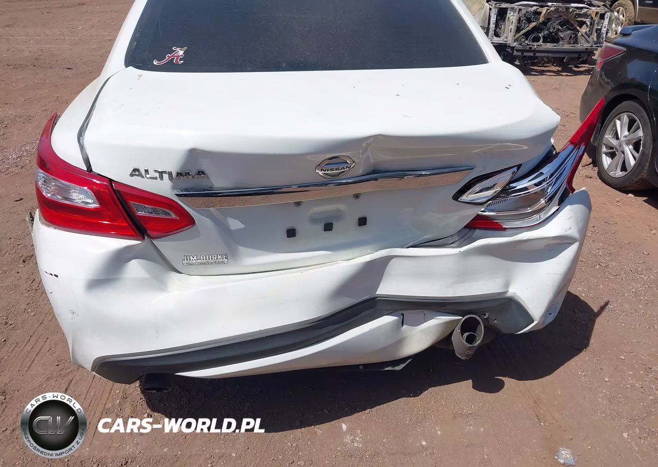 2017 Nissan Altima 2.5 S VIN:1N4AL3AP4HN313274 - 6