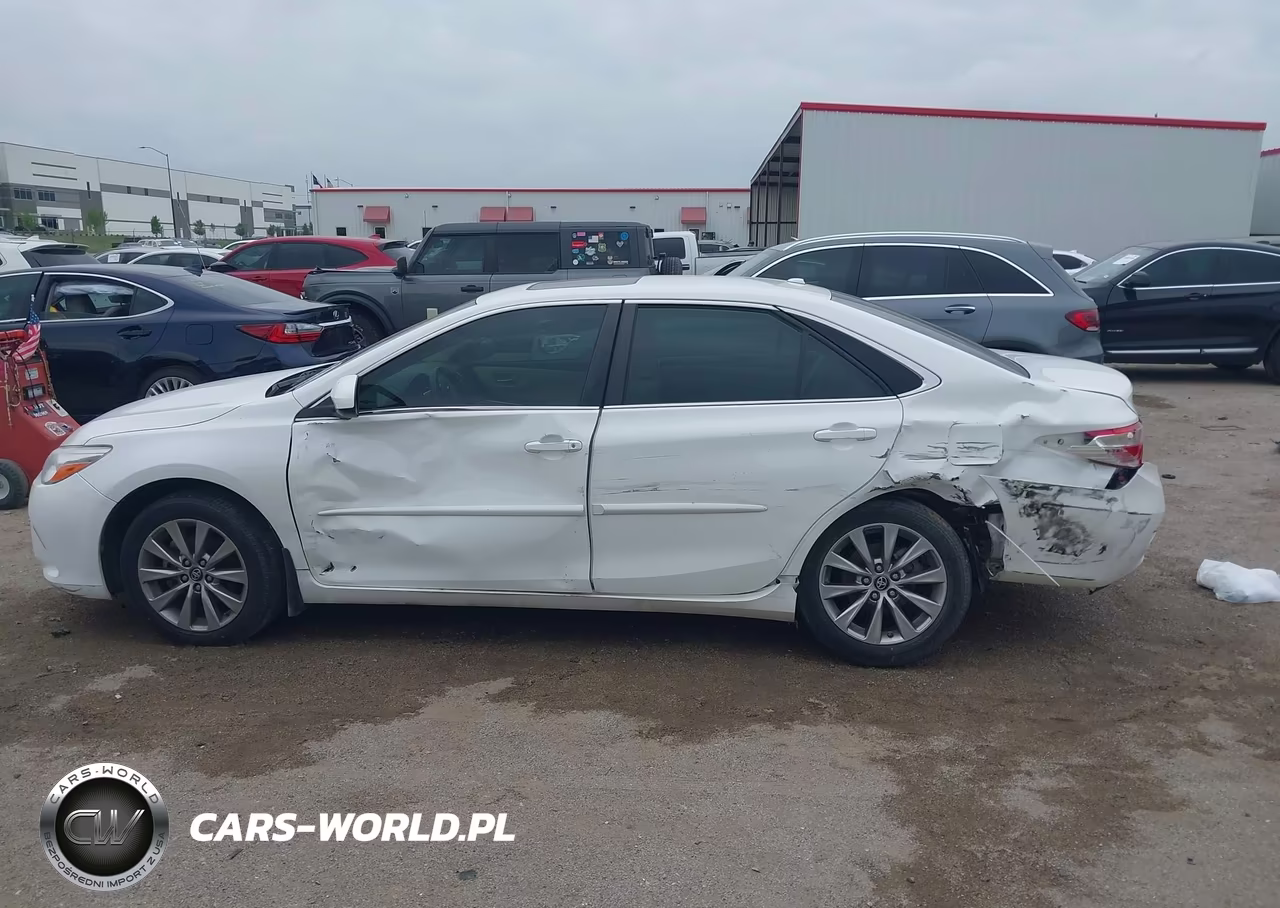 2017 Toyota Camry Xle VIN:4T1BF1FK7HU726007 - 14