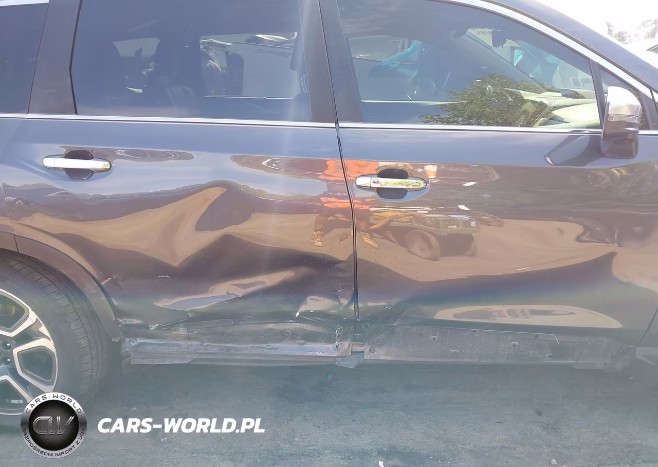 2023 Subaru Ascent Touring 7-Passenger VIN:4S4WMAWD1P3406923 - 13