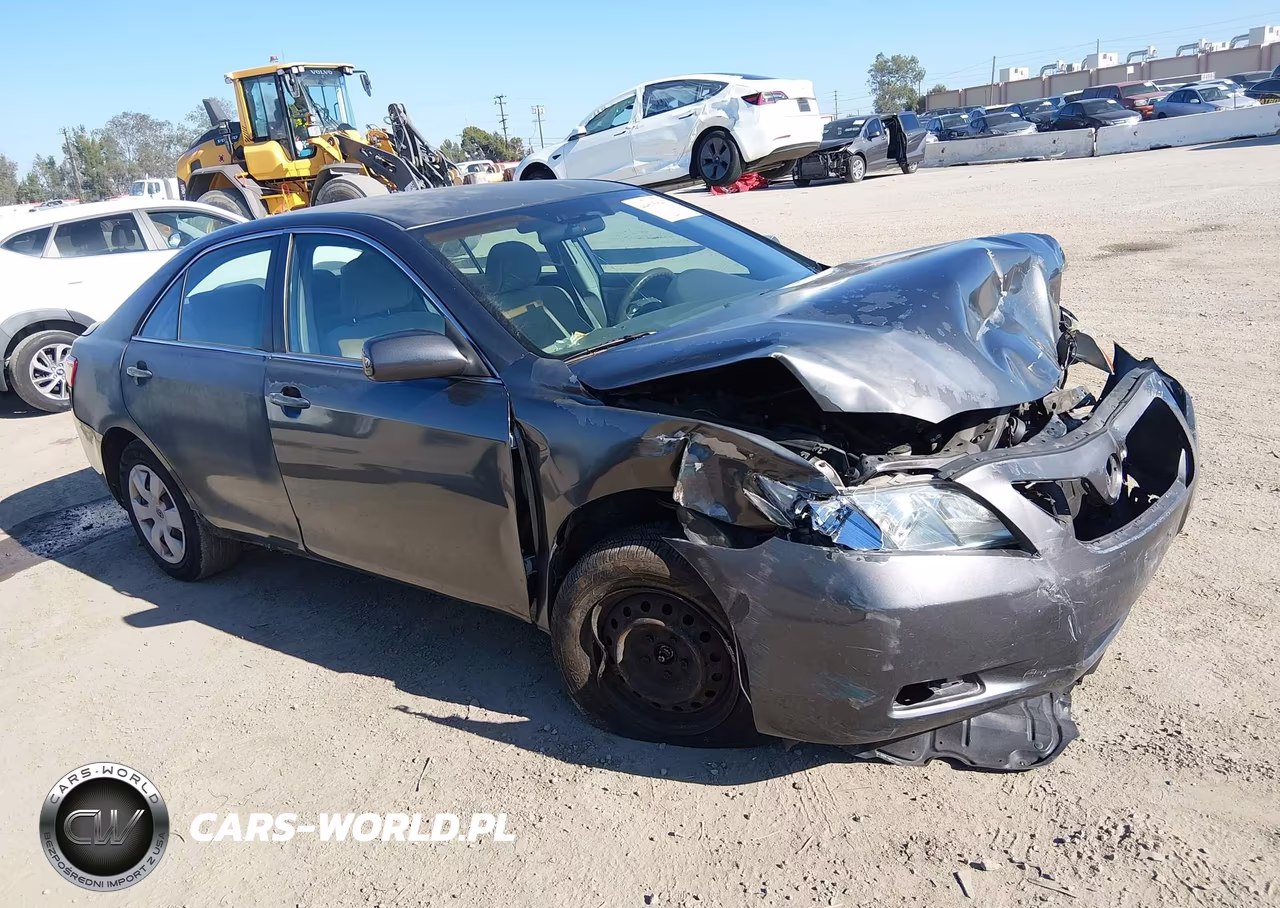 2007 Toyota Camry Le – zdjęcie 1 z 17