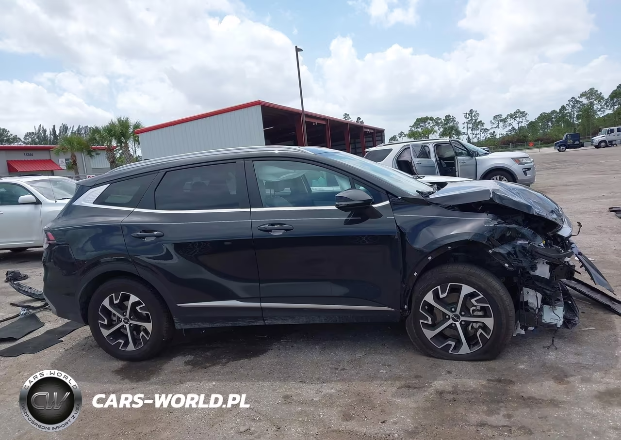 2025 Kia Sportage Hybrid Ex VIN:KNDPVCDG9S7250260 - 14
