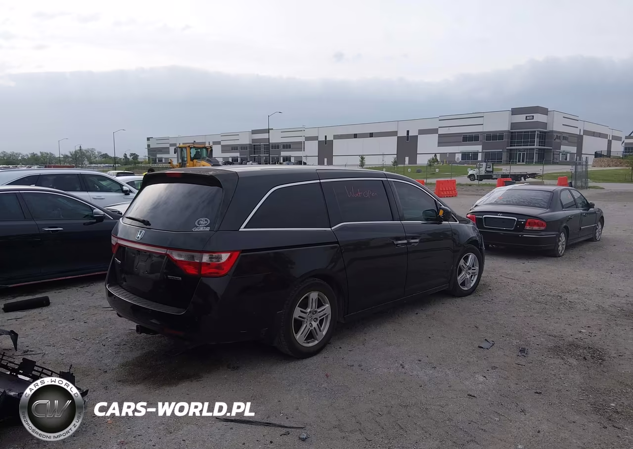 2012 Honda Odyssey Touring-Touring Elite VIN:5FNRL5H97CB103176 - 4