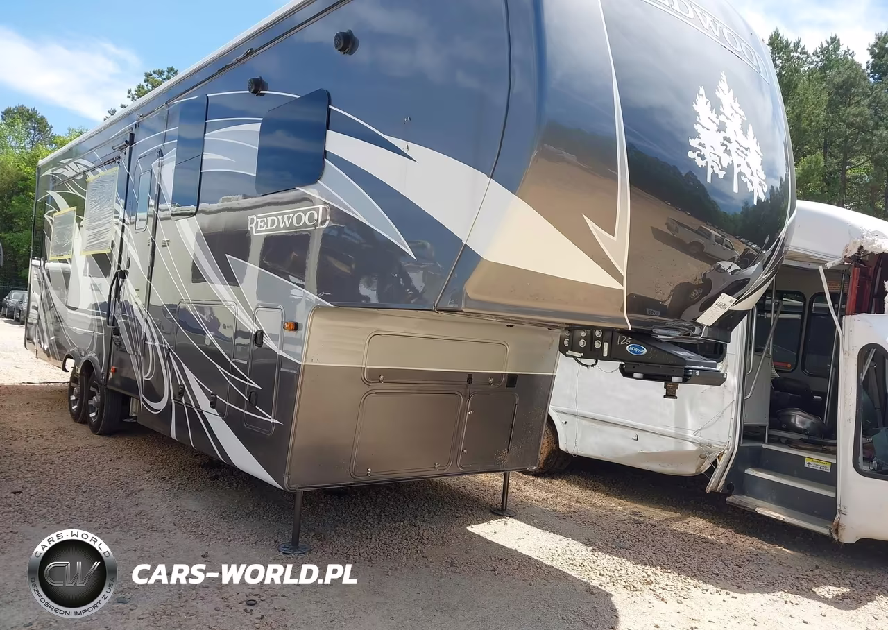 2023 Redwood 3401Rl Fifth Wheel – zdjęcie 1 z 12