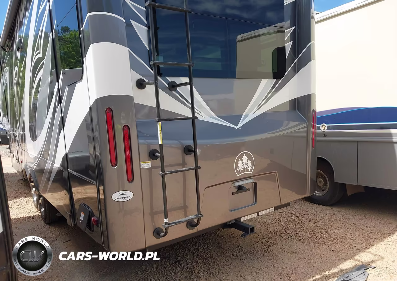 2023 Redwood 3401Rl Fifth Wheel VIN:4YDFRWR25P9340125 - 3