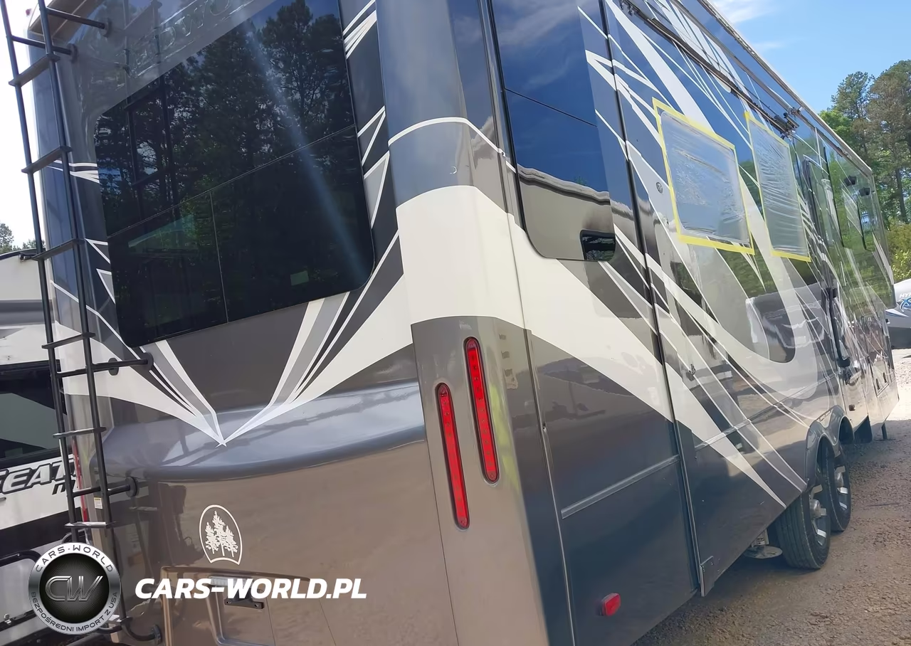 2023 Redwood 3401Rl Fifth Wheel VIN:4YDFRWR25P9340125 - 4