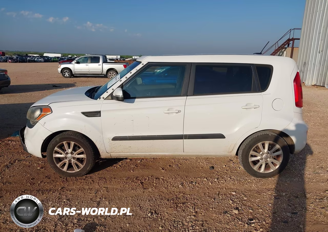 2012 Kia Soul + VIN:KNDJT2A64C7404568 - 14