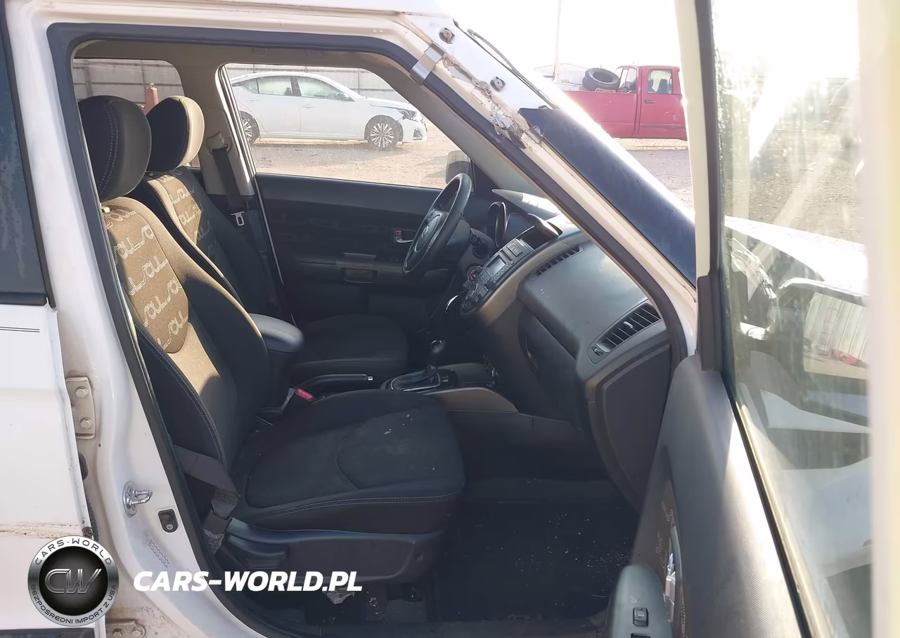 2012 Kia Soul + VIN:KNDJT2A64C7404568 - 5