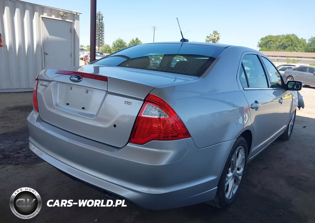 2012 Ford Fusion Se VIN:3FAHP0HA8CR195156 - 4