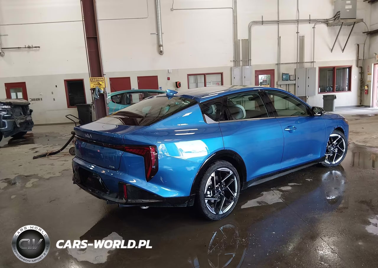 2026 Kia K4 Gt-Line VIN:3KPFW4DE1TE269416 - 4