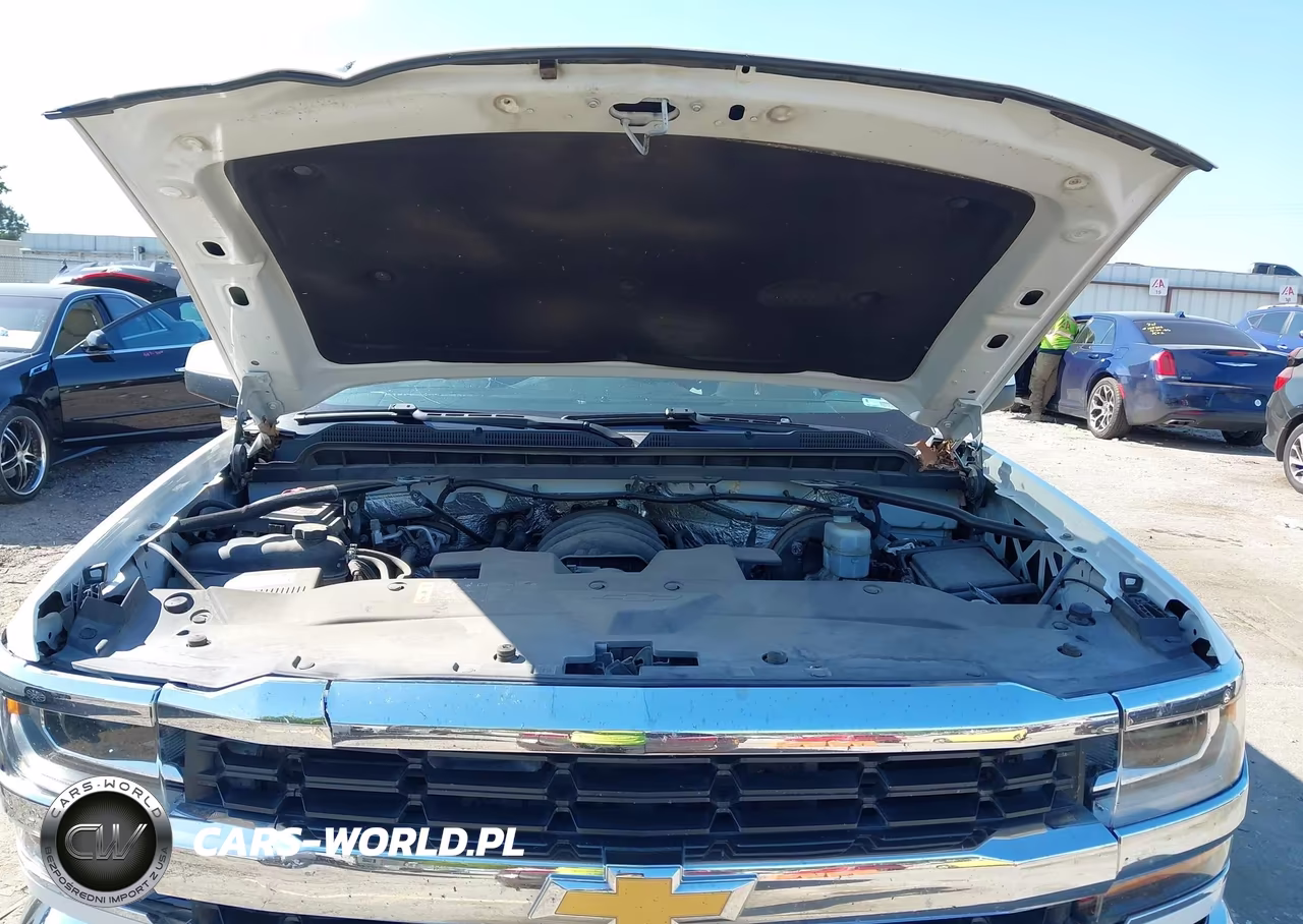 2018 Chevrolet Silverado 1500 1Lt VIN:1GCPCREC1JF212451 - 10