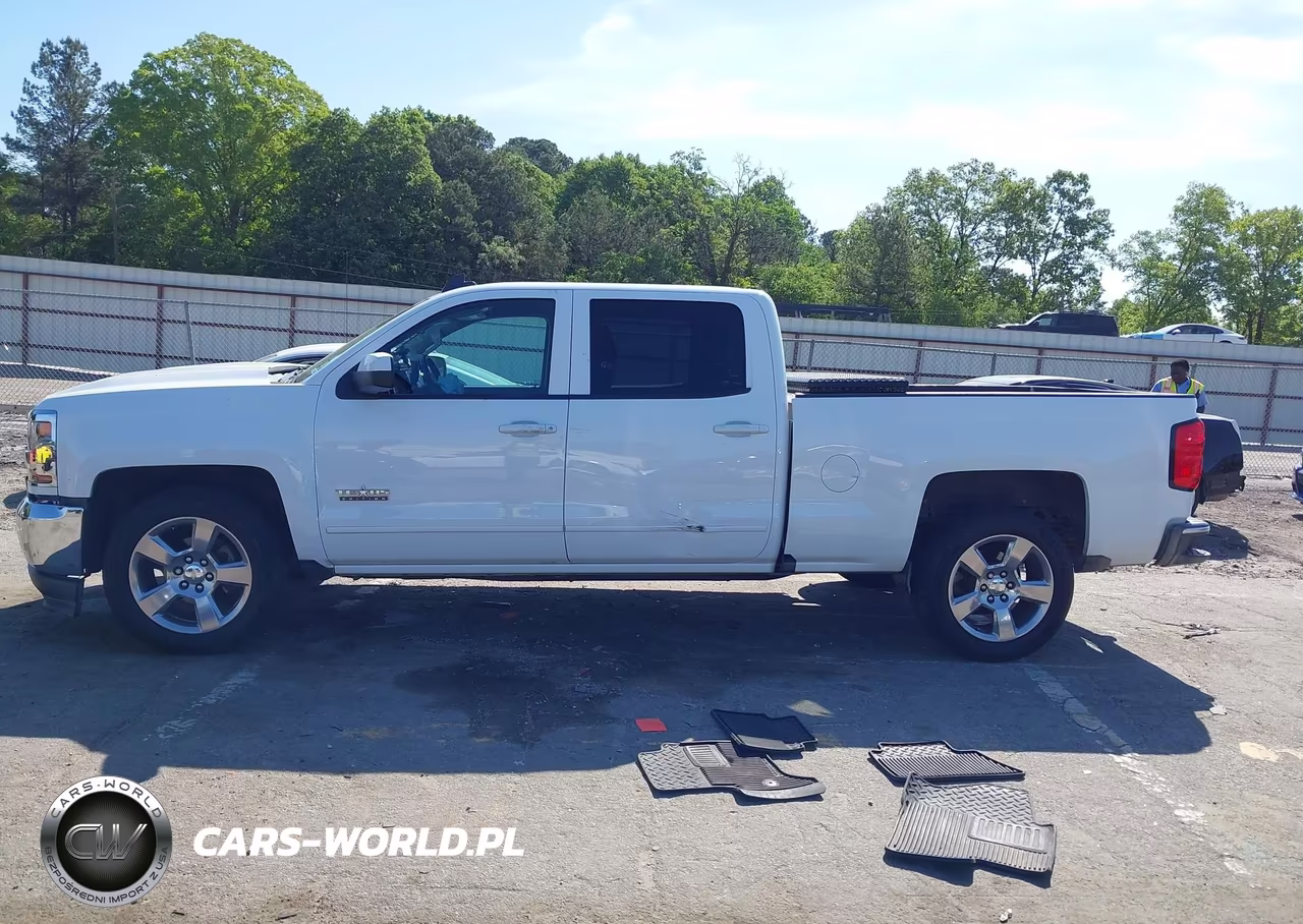 2018 Chevrolet Silverado 1500 1Lt VIN:1GCPCREC1JF212451 - 14