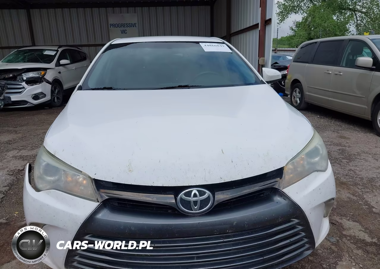 2016 Toyota Camry Le VIN:4T4BF1FK1GR539012 - 11