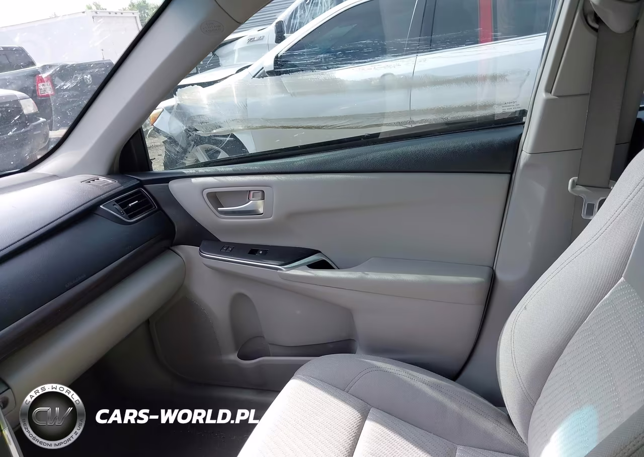 2016 Toyota Camry Le VIN:4T4BF1FK1GR539012 - 5