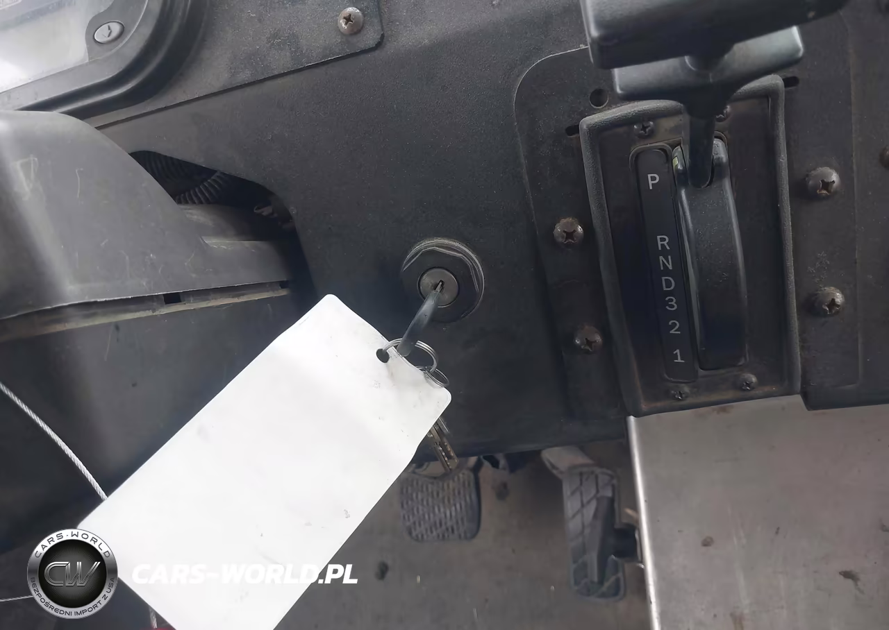 2010 Freightliner Chassis M Line Walk-In Van VIN:4UZAAPDU9ACAS1502 - 10
