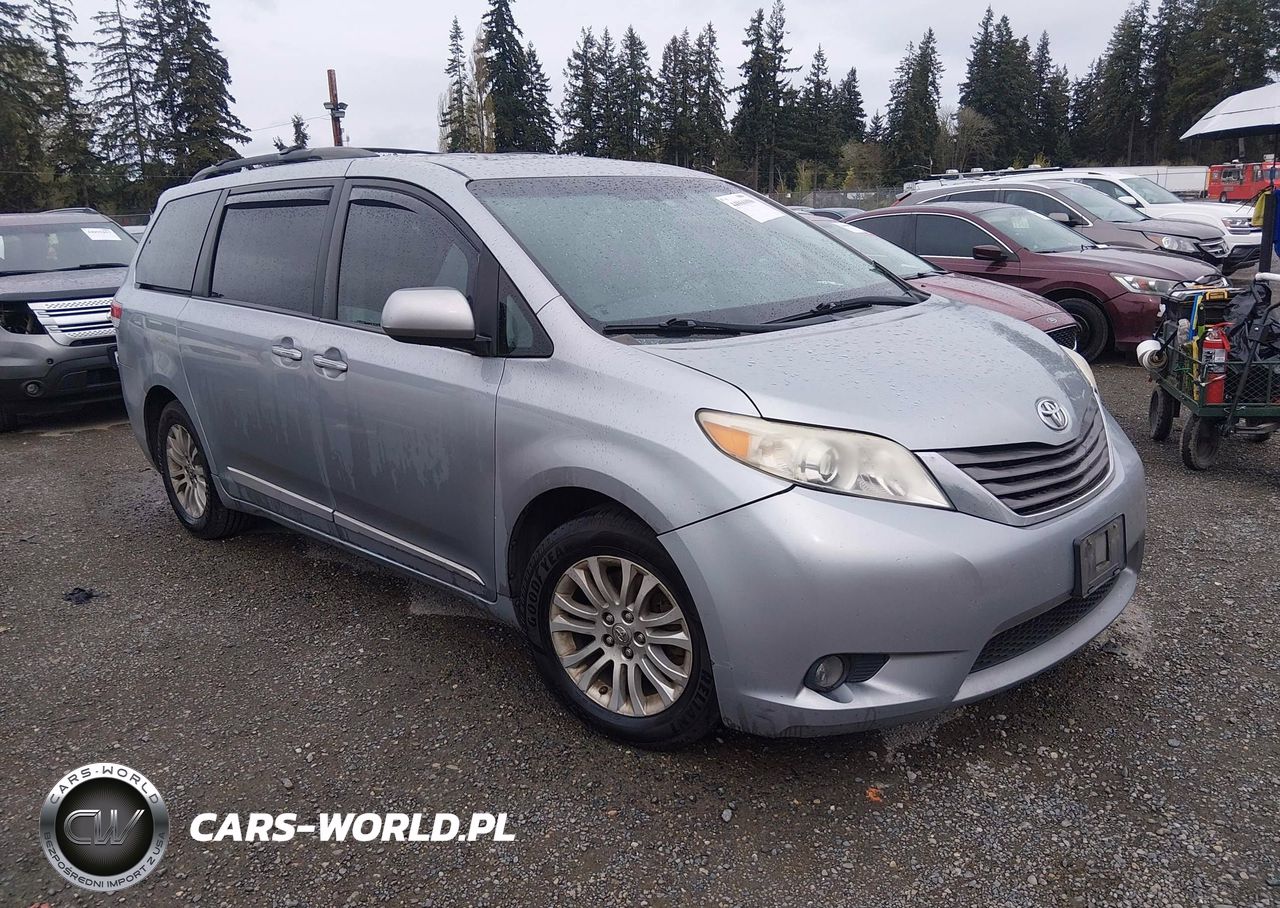 2011 Toyota Sienna Xle V6