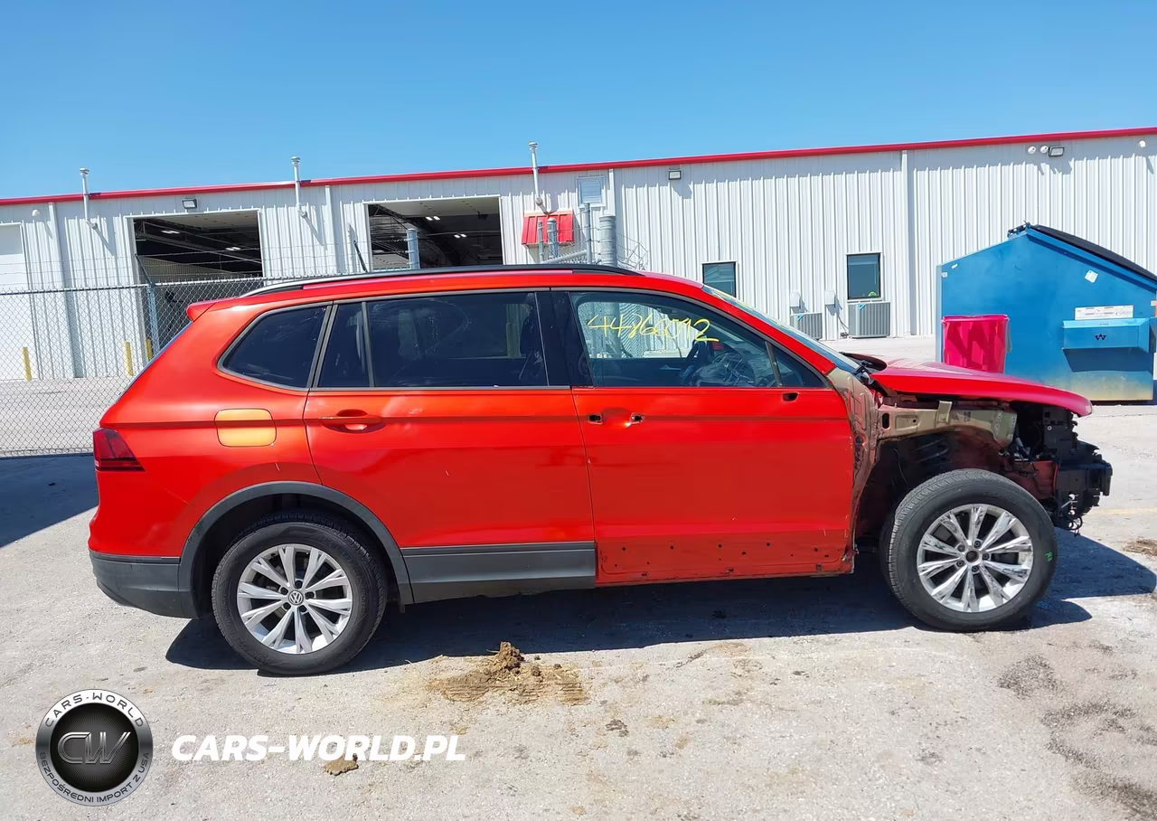 2018 Volkswagen Tiguan 2.0T S VIN:3VV1B7AX6JM028601 - 14